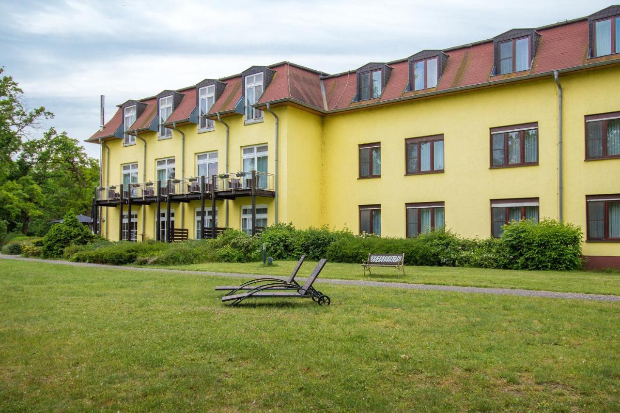 Seehotel Brandenburg An Der Havel Brielow Exterior foto